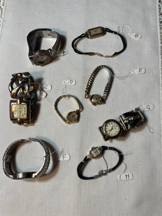 A lot of vintage watches